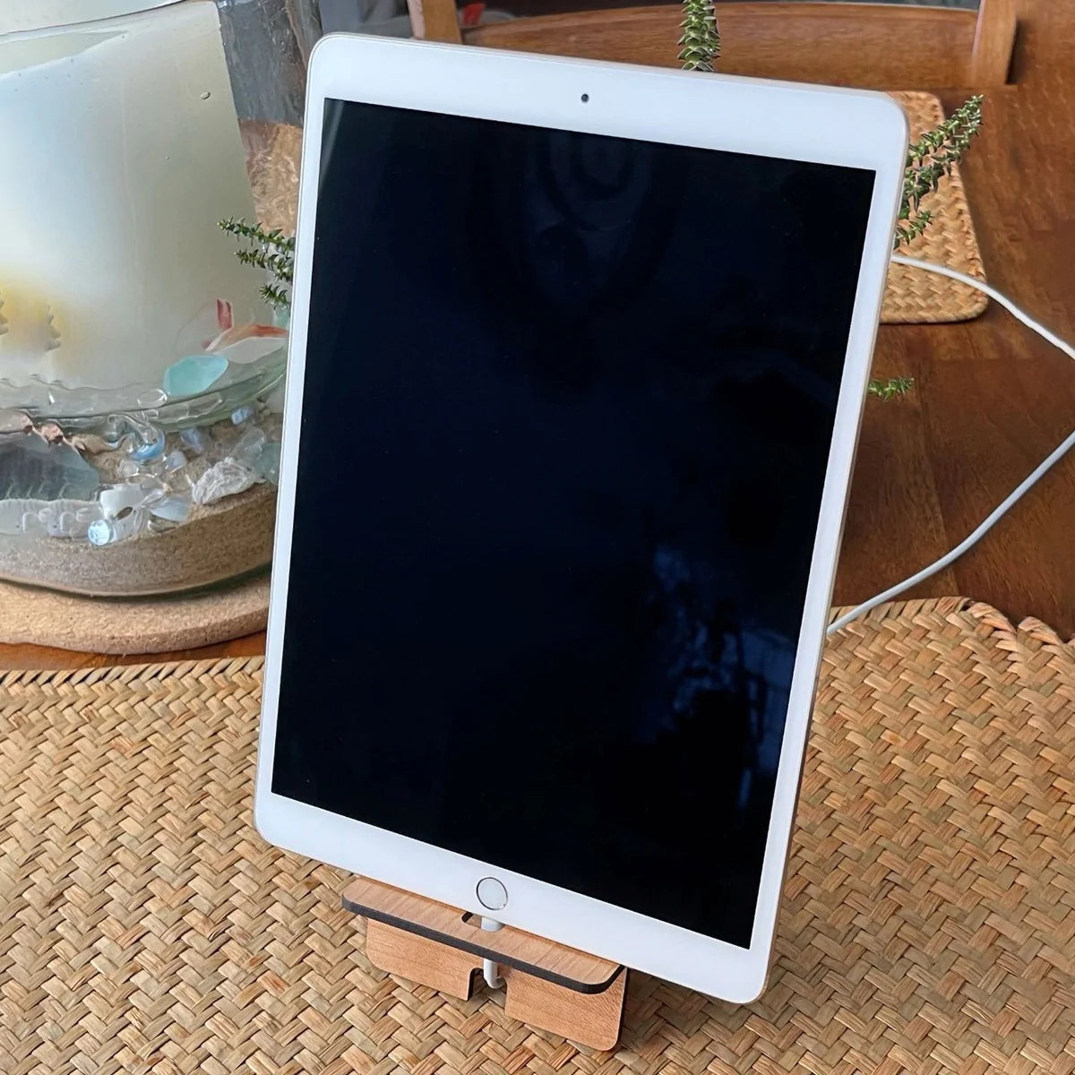 Honeycomb Hexagon Phone or Tablet Stand