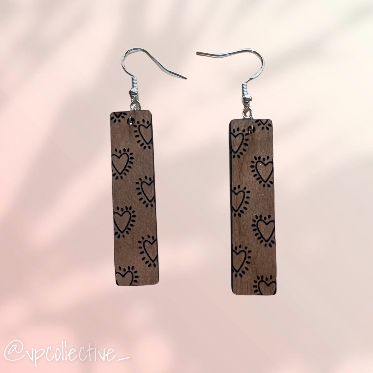 Shining Hearts Panel Earrings - Cherry