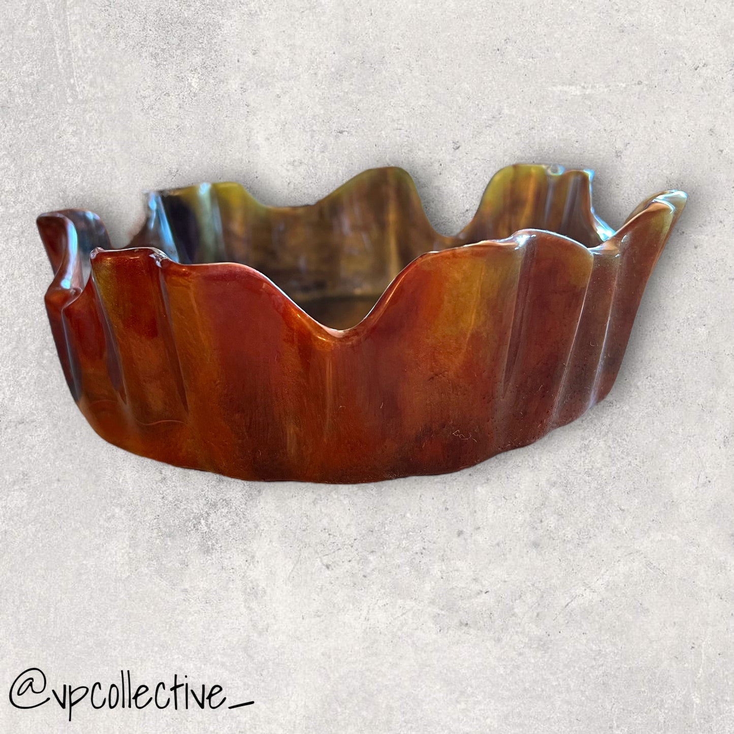 Groovy Bowl - Autumn Leaves Falling