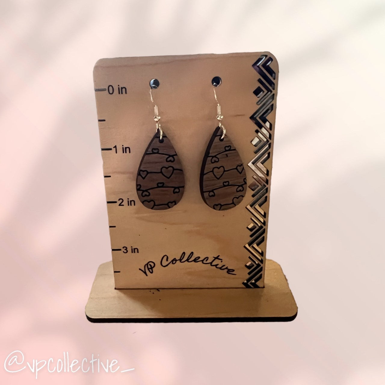 Hearts on a Line Earrings - Walnut