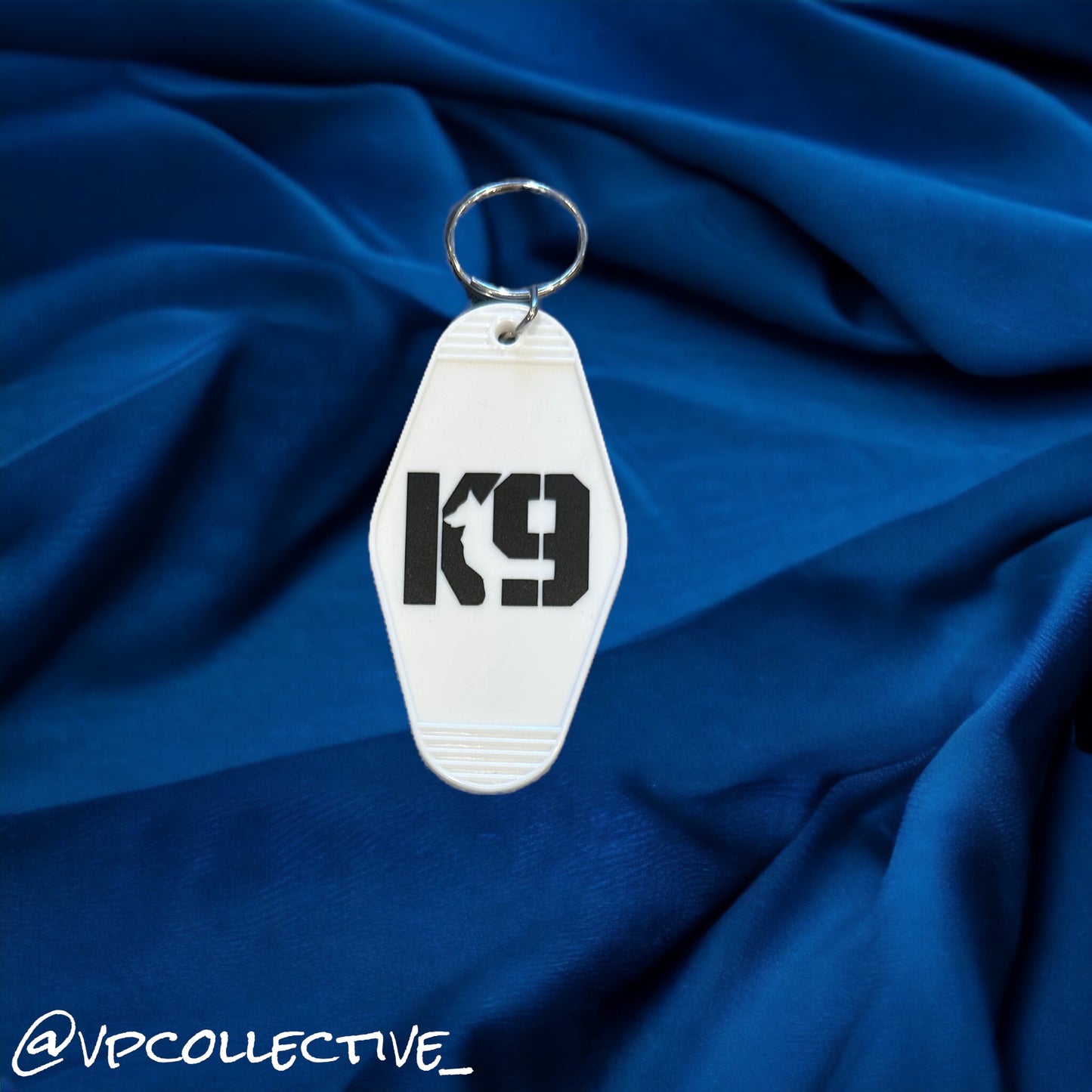 K9 Vintage Motel Keychain