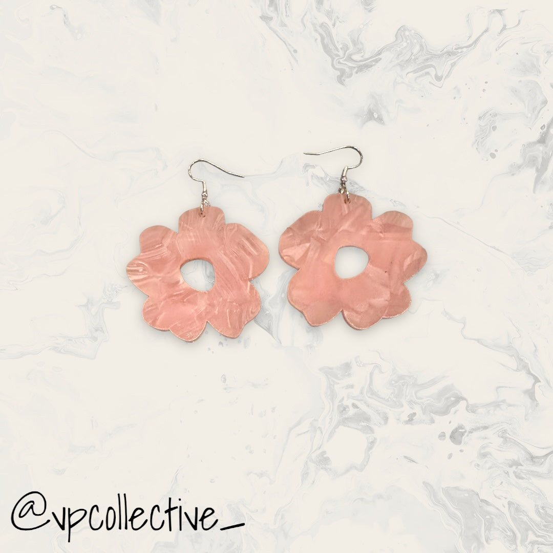 Marbled Pastel Pink Retro Flower Earrings