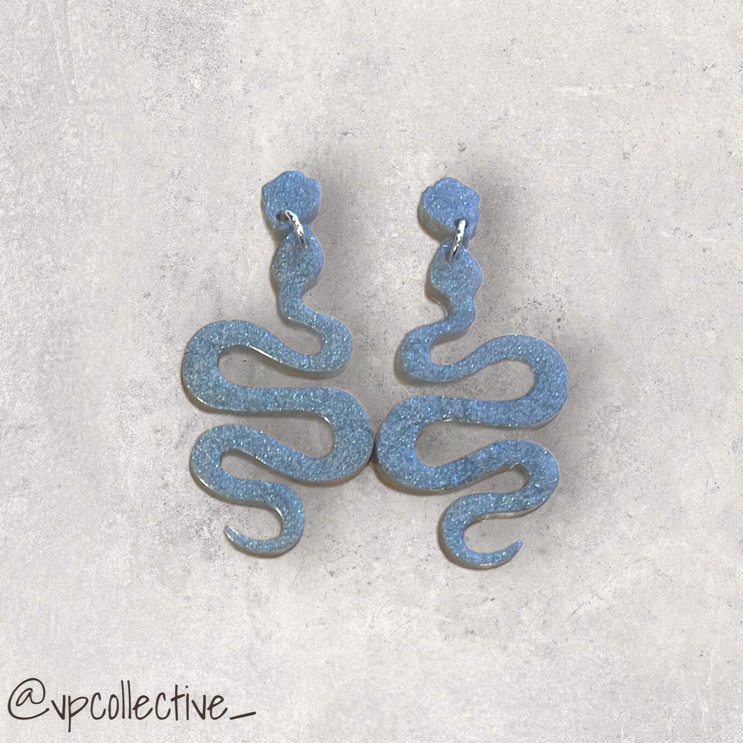 Silvery Stud Earring with Snake Dangle